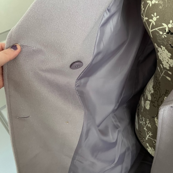 Womens coat - Picture 2 of 2